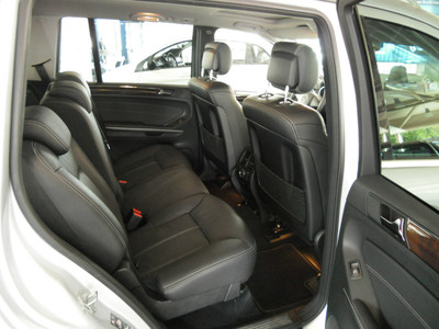 MERCEDES GL CLASS (01/07/2010) -